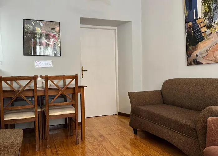 Summer Me - Yardhouse Apartman